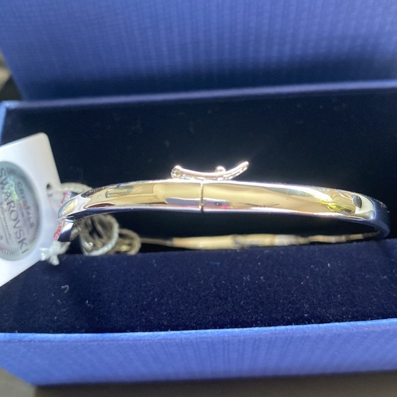 Swarovski Pink Crystal Bangle - Picture 3 of 4